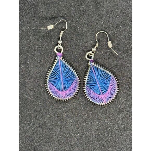 Beautiful Woven String Turquoise and Purple Earrings Good Condition - Picture 1 of 4